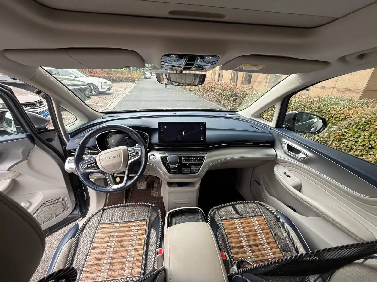 2022 Roewe iMAX8 2.0T 234HP L4 8AT,autocango,china used car exporter,china ev exporter,chinese used car exporter,chinese used ev exporter