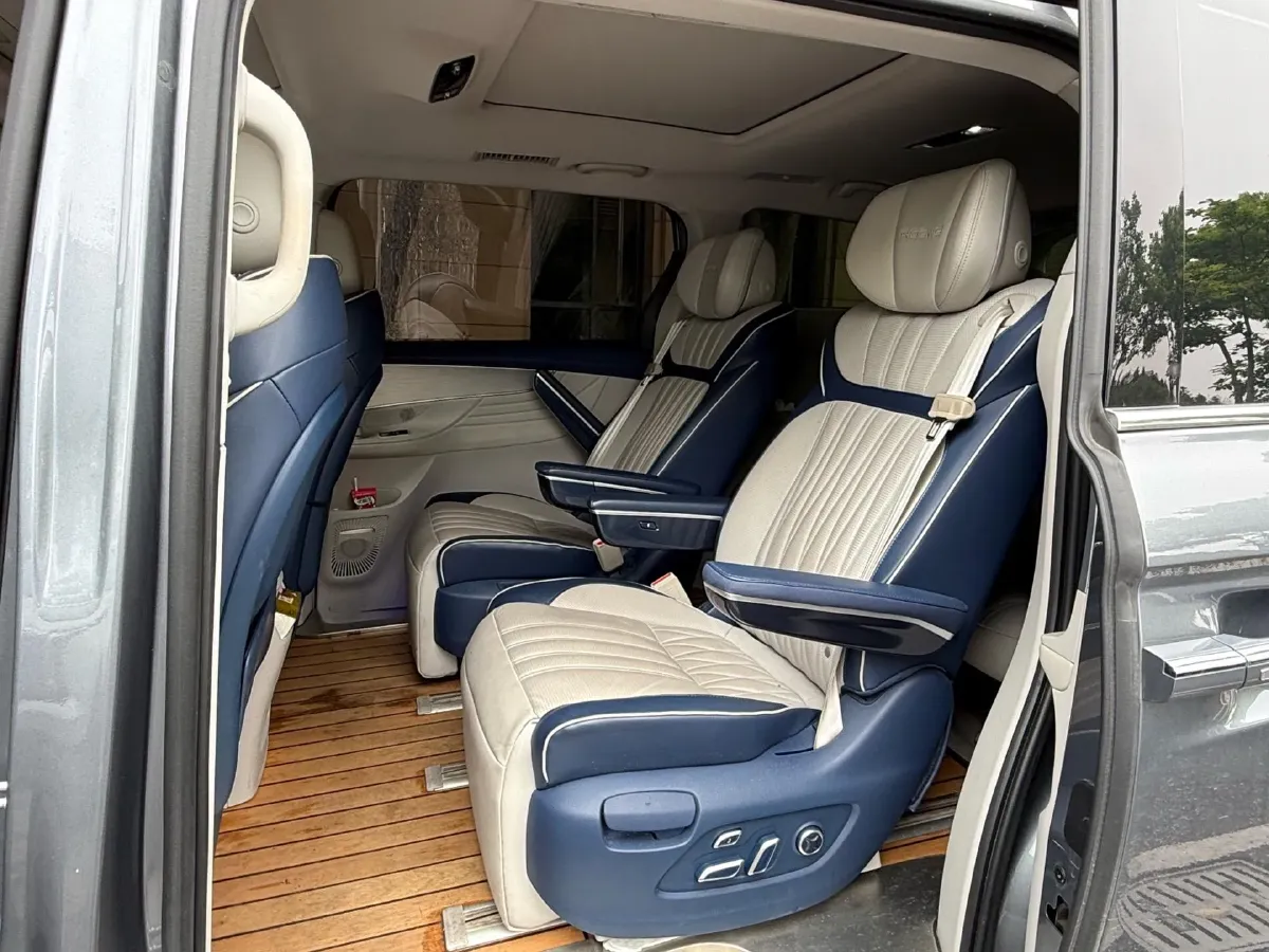 2022 Roewe iMAX8 2.0T 234HP L4 8AT,autocango,china used car exporter,china ev exporter,chinese used car exporter,chinese used ev exporter