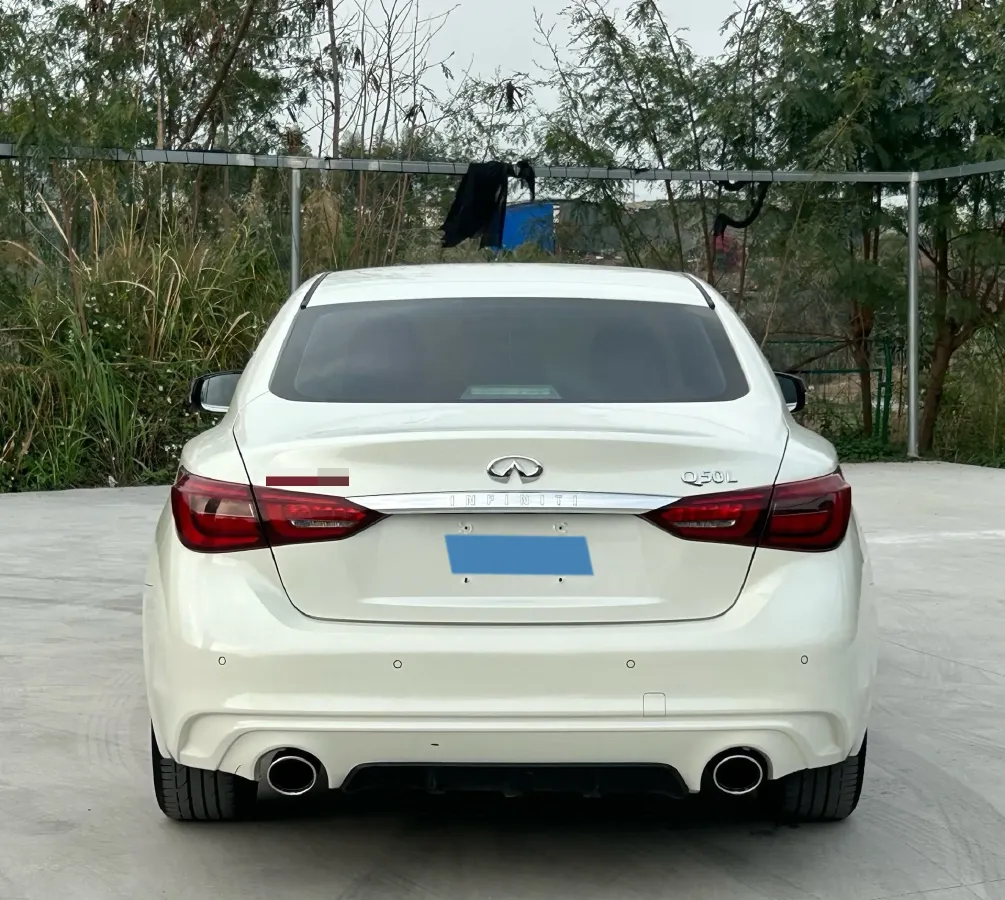 2018 Jeep Grand Commander 2.0T 265HP L4 9AT,autocango,china used car exporter,china ev exporter,chinese used car exporter,chinese used ev exporter