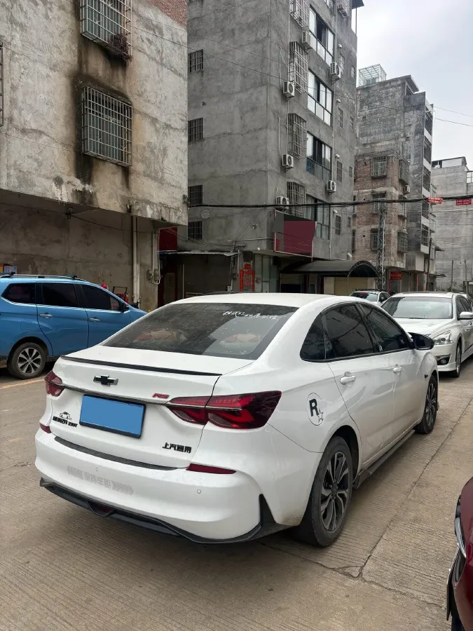 2020 Chevrolet Monza 1.3T 163HP L3 6AT,autocango,china used car exporter,china ev exporter,chinese used car exporter,chinese used ev exporter