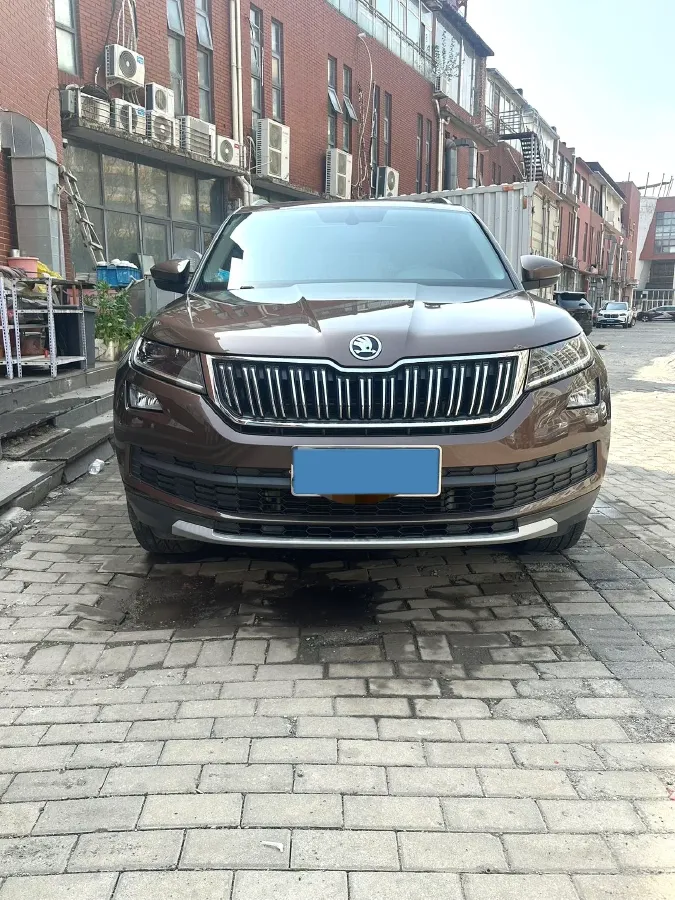 2018 Skoda Kodiak 2.0T 186HP L4 7DCT,autocango,china used car exporter,china ev exporter,chinese used car exporter,chinese used ev exporter