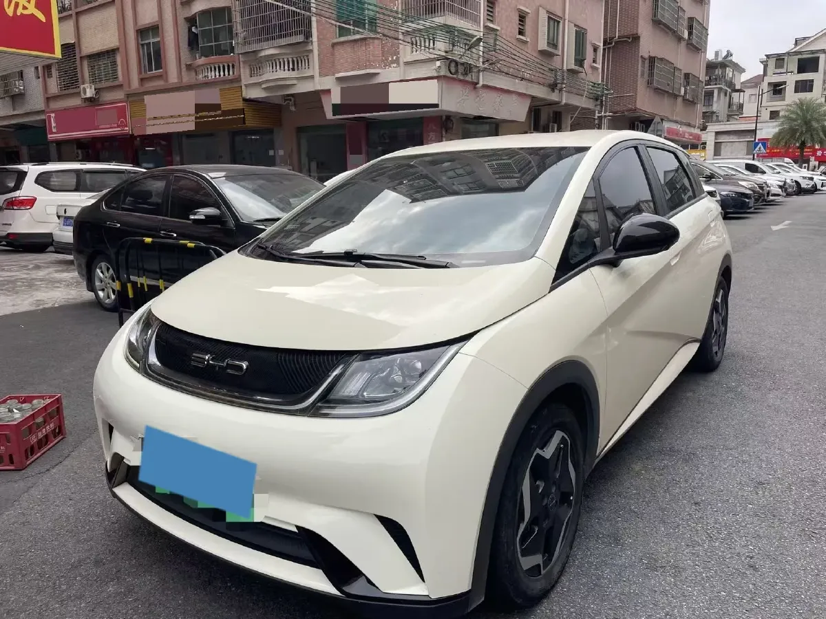 2021 Ford Escort 1.5L 122HP L3 6AT,autocango,china used car exporter,china ev exporter,chinese used car exporter,chinese used ev exporter