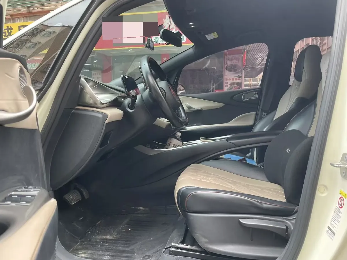 2021 Ford Escort 1.5L 122HP L3 6AT,autocango,china used car exporter,china ev exporter,chinese used car exporter,chinese used ev exporter