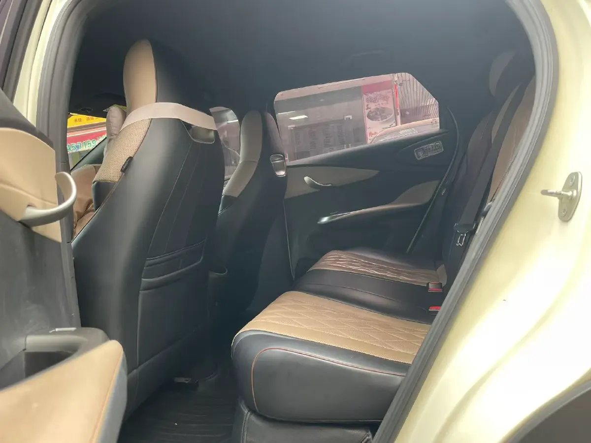 2021 Ford Escort 1.5L 122HP L3 6AT,autocango,china used car exporter,china ev exporter,chinese used car exporter,chinese used ev exporter