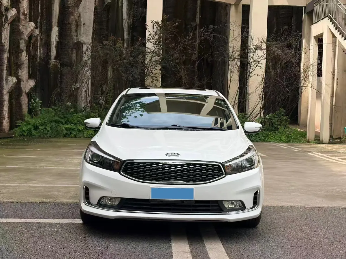 2017 Kia K3 1.6L 128HP L4 6AT,autocango,china used car exporter,china ev exporter,chinese used car exporter,chinese used ev exporter