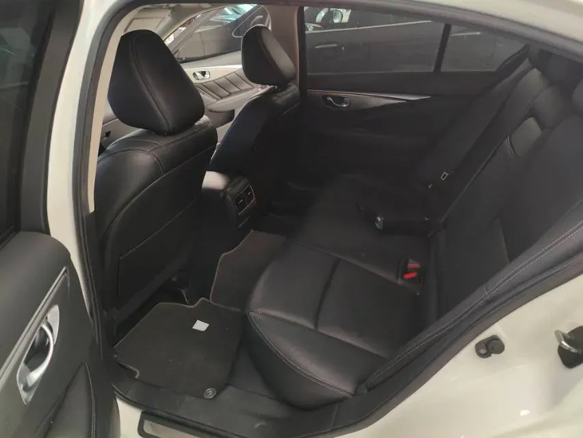 2016 Infiniti Q50L 2.0T 211HP L4 7AT,autocango,china used car exporter,china ev exporter,chinese used car exporter,chinese used ev exporter