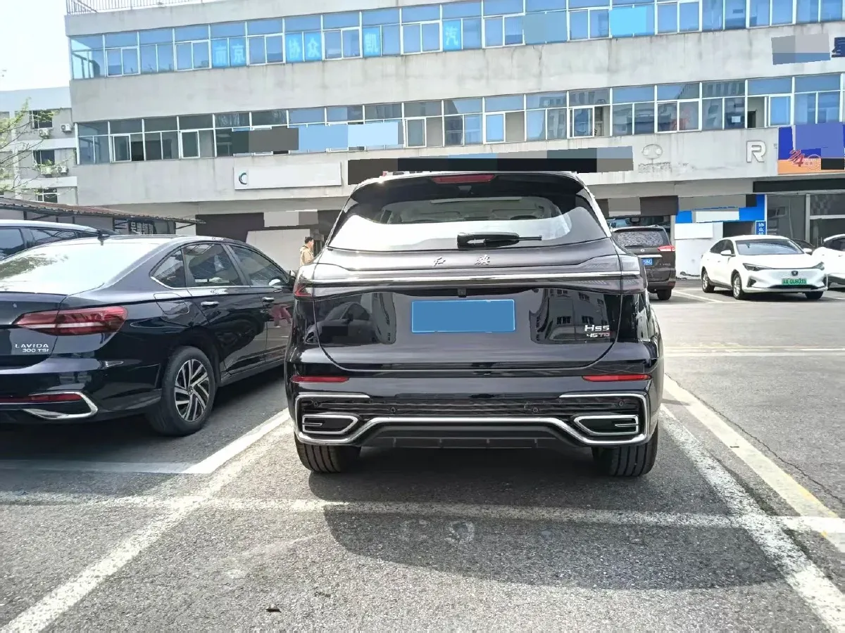 2025 HongQi HS5 2.0T 252HP L4 8AT,autocango,china used car exporter,china ev exporter,chinese used car exporter,chinese used ev exporter