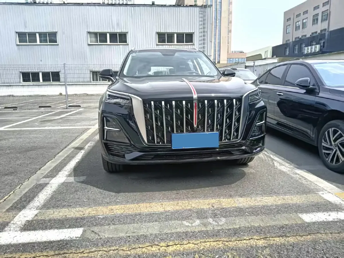 2025 HongQi HS5 2.0T 252HP L4 8AT,autocango,china used car exporter,china ev exporter,chinese used car exporter,chinese used ev exporter