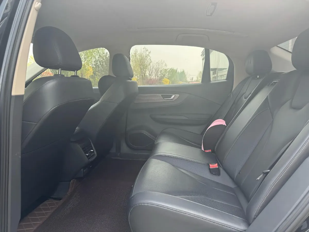 2022 HongQi E-QM5 BEV 54KWH,autocango,china used car exporter,china ev exporter,chinese used car exporter,chinese used ev exporter