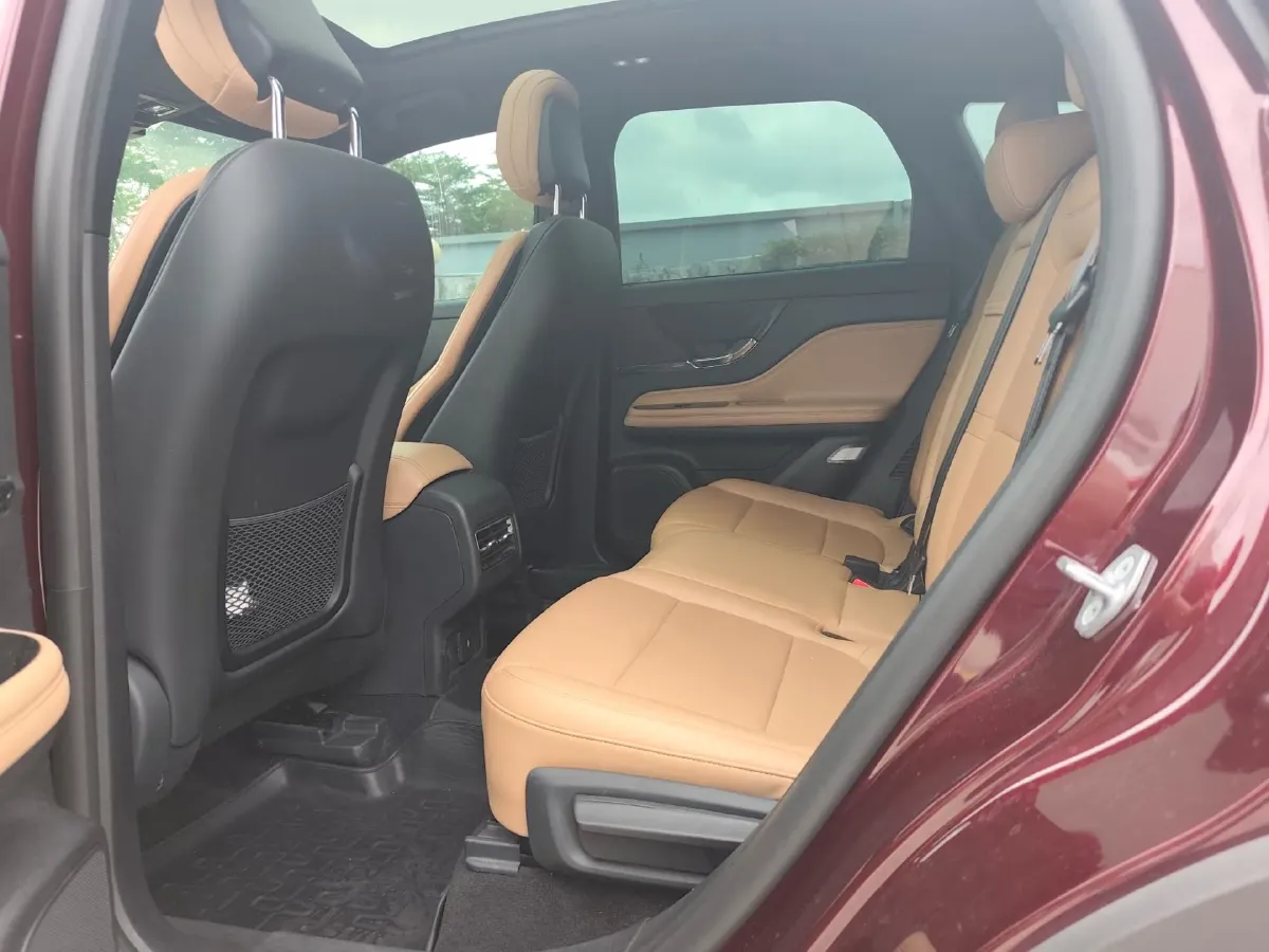 2022 Lincoln Corsair 2.0T 245HP L4 8AT,autocango,china used car exporter,china ev exporter,chinese used car exporter,chinese used ev exporter