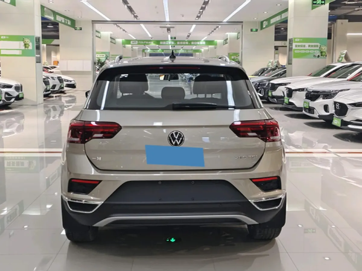 2022 Volkswagen T-Roc 1.4T 150HP L4 7DCT,autocango,china used car exporter,china ev exporter,chinese used car exporter,chinese used ev exporter