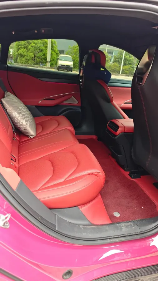 2024 MI SU7 BEV 101KWH,autocango,china used car exporter,china ev exporter,chinese used car exporter,chinese used ev exporter