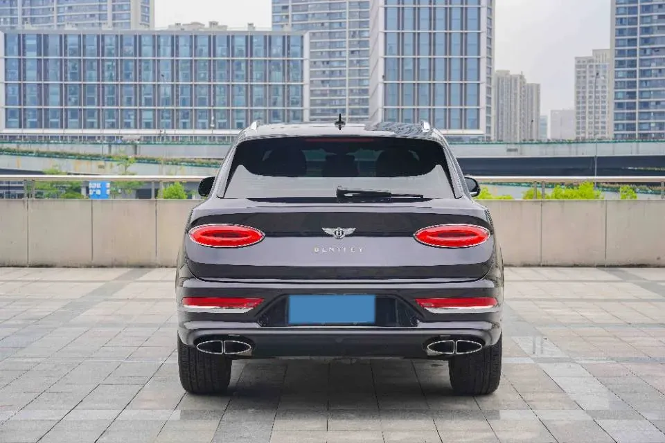 2022 Bentley Bentayga 4.0T 550HP V8 8AT,autocango,china used car exporter,china ev exporter,chinese used car exporter,chinese used ev exporter