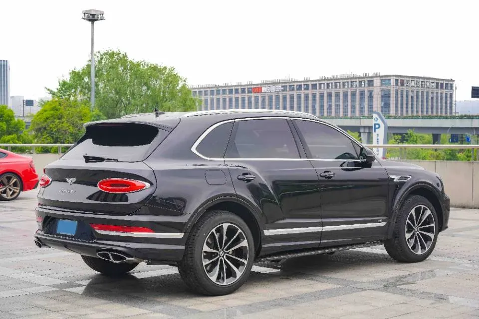 2022 Bentley Bentayga 4.0T 550HP V8 8AT,autocango,china used car exporter,china ev exporter,chinese used car exporter,chinese used ev exporter