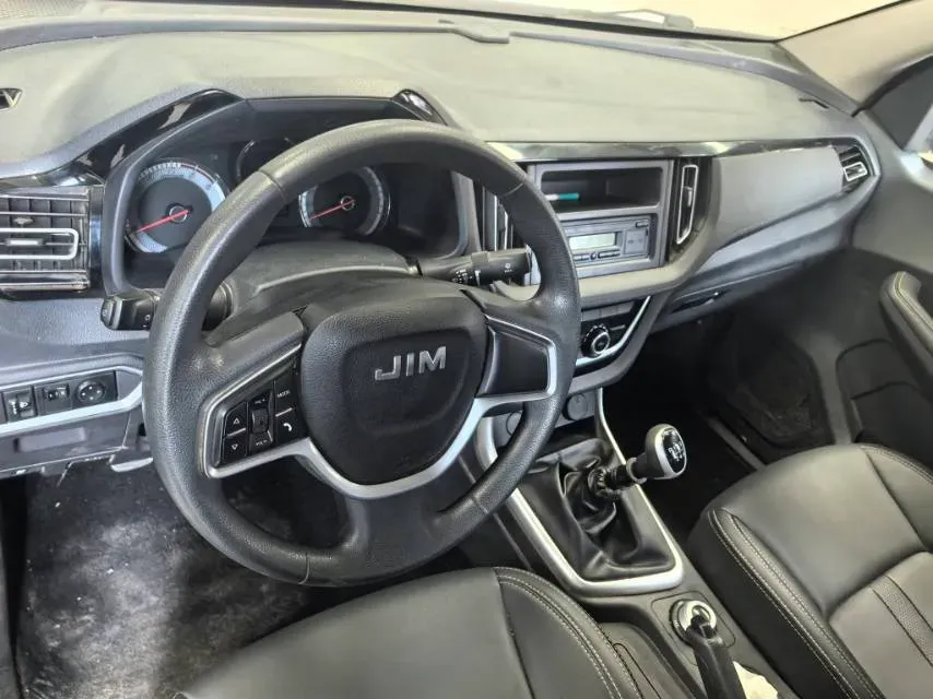 2023 Isuzu RE-MAX Jim 2.5T 143HP L4 6MT,autocango,china used car exporter,china ev exporter,chinese used car exporter,chinese used ev exporter