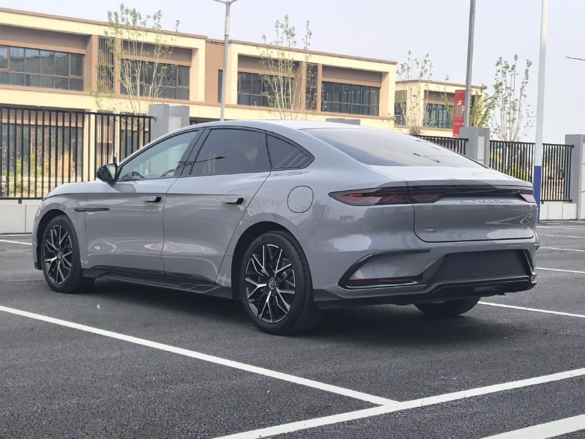 2025 BYD Han 1.5T 156HP L4 E-CVT PHEV,autocango,china used car exporter,china ev exporter,chinese used car exporter,chinese used ev exporter