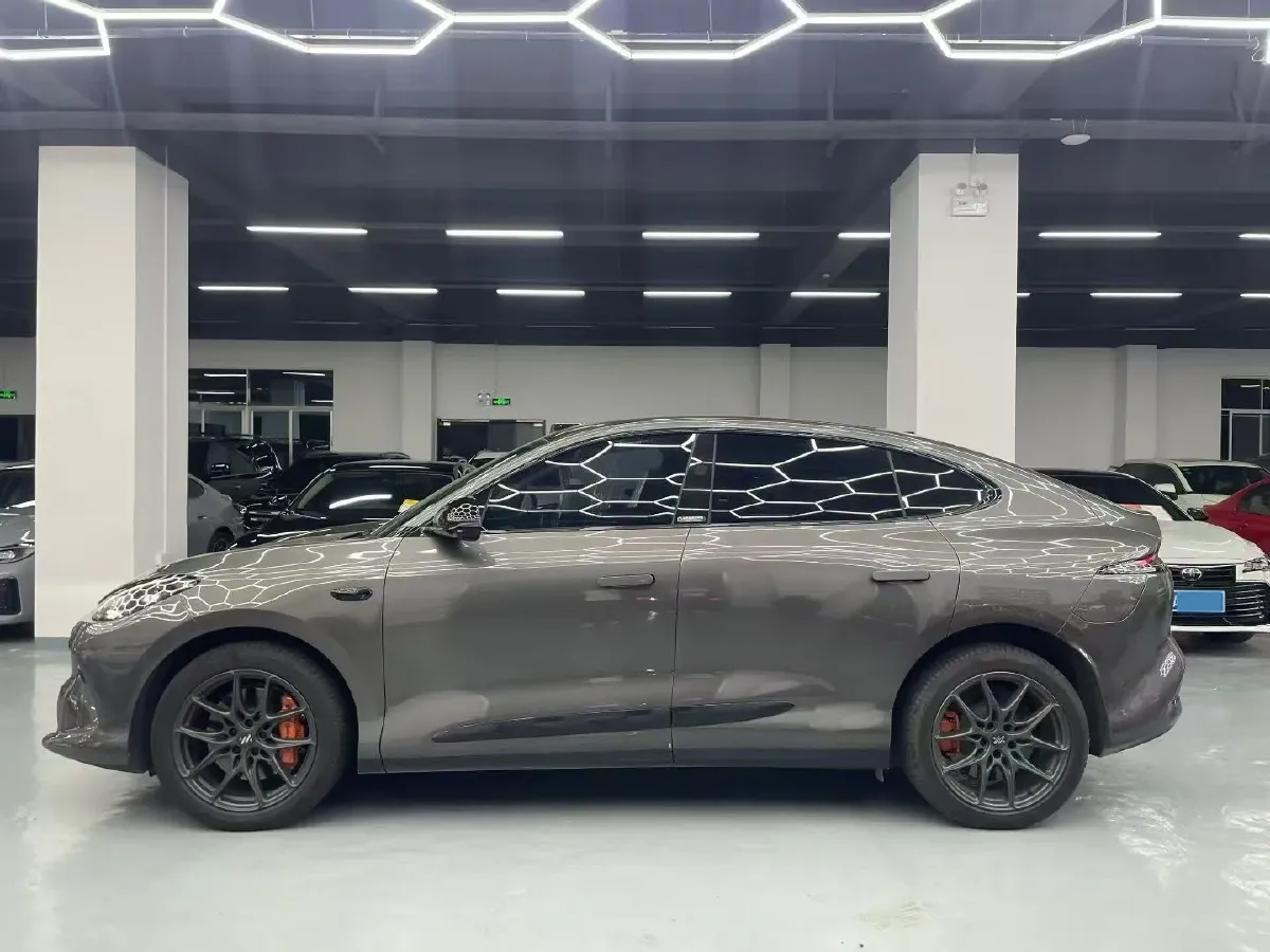 2025 IM LS6 BEV 100KWH,autocango,china used car exporter,china ev exporter,chinese used car exporter,chinese used ev exporter