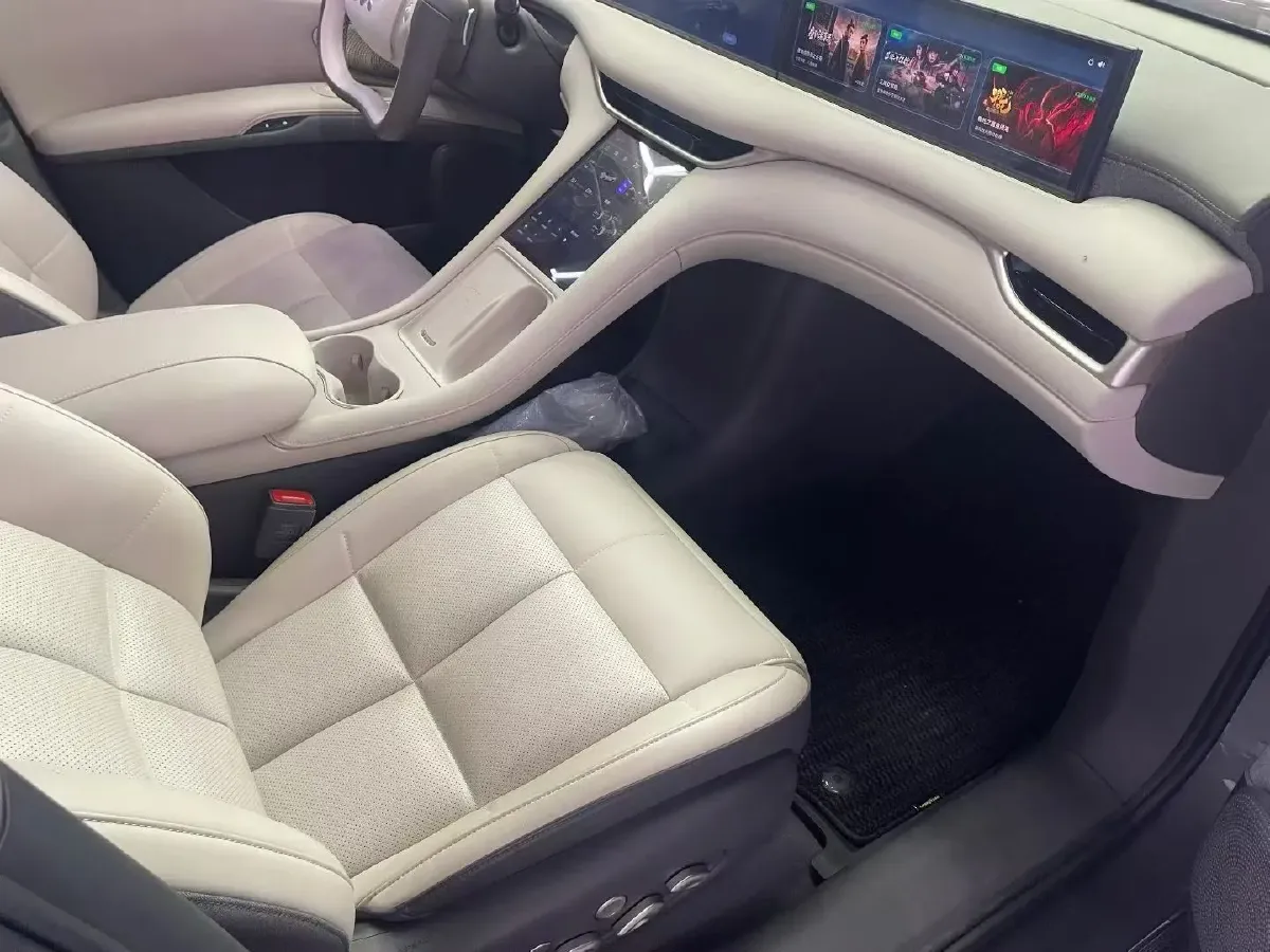 2025 IM LS6 BEV 100KWH,autocango,china used car exporter,china ev exporter,chinese used car exporter,chinese used ev exporter