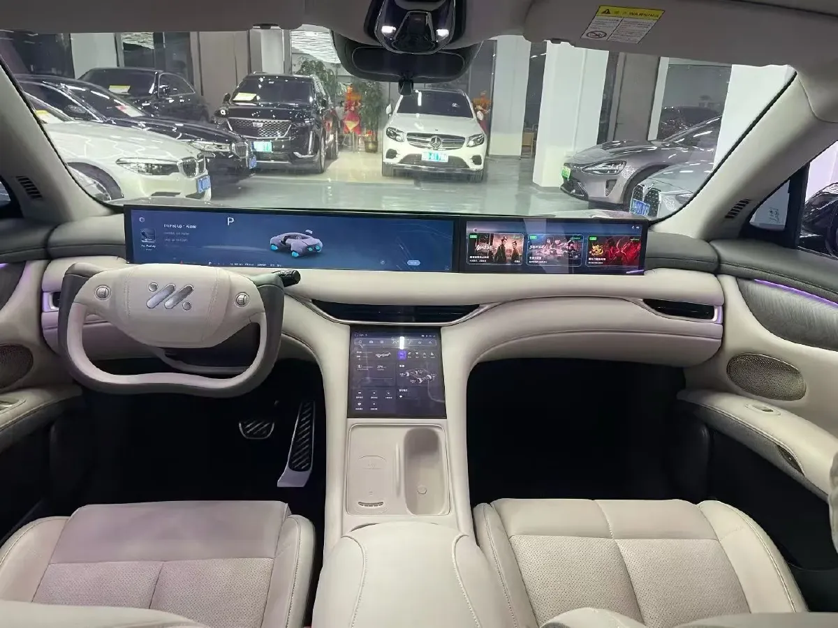 2025 IM LS6 BEV 100KWH,autocango,china used car exporter,china ev exporter,chinese used car exporter,chinese used ev exporter