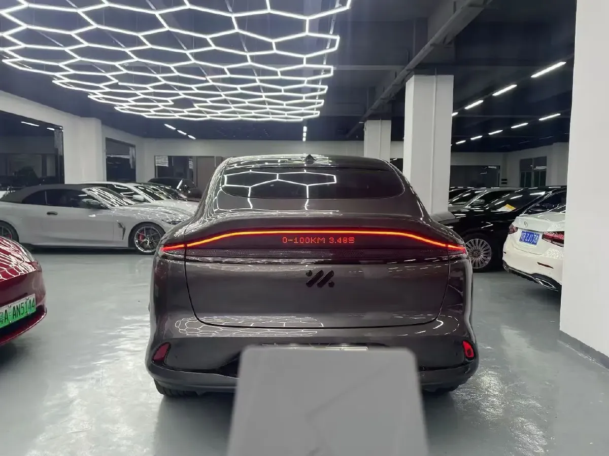 2025 IM LS6 BEV 100KWH,autocango,china used car exporter,china ev exporter,chinese used car exporter,chinese used ev exporter