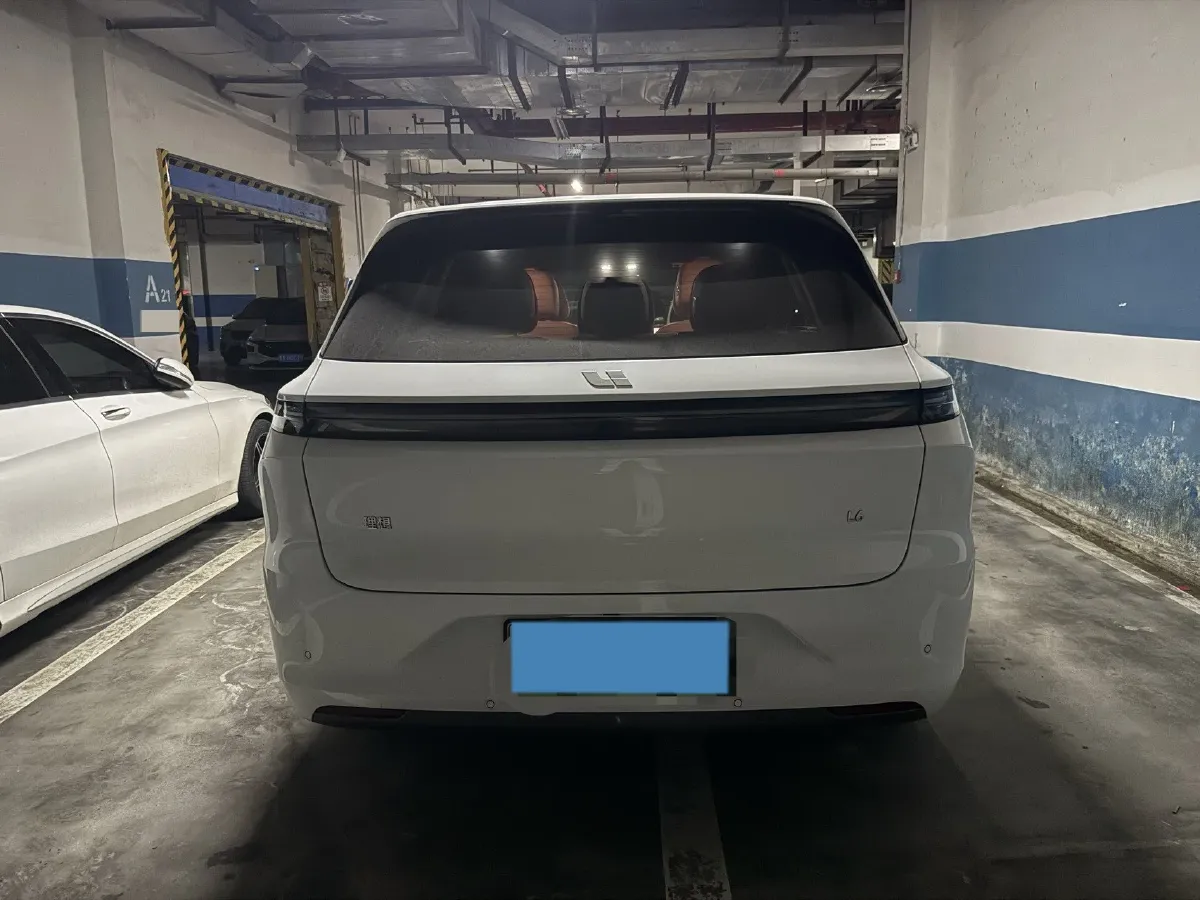 2024 Li L6 Range Extended 154HP L4 REEV 36.8KWH,autocango,china used car exporter,china ev exporter,chinese used car exporter,chinese used ev exporter