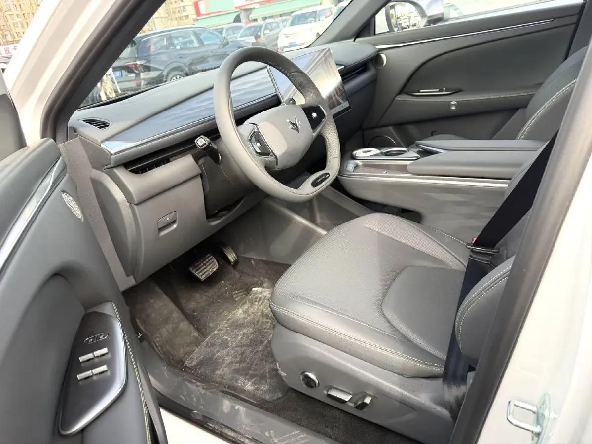 2025 MAXUS G10 2.0T 261HP L4 8AT,autocango,china used car exporter,china ev exporter,chinese used car exporter,chinese used ev exporter