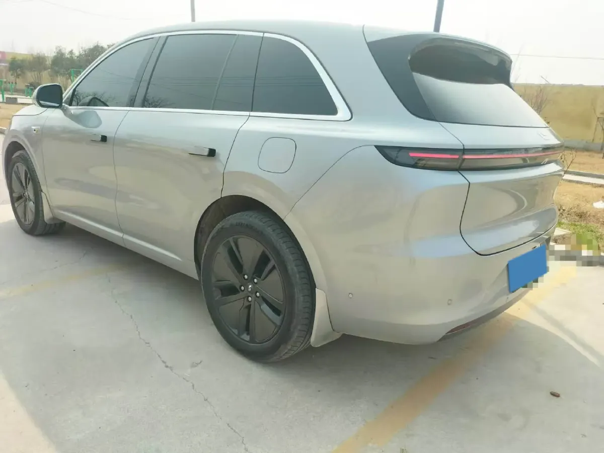 2024 Li L6 Range Extended 154HP L4 REEV 36.8KWH,autocango,china used car exporter,china ev exporter,chinese used car exporter,chinese used ev exporter