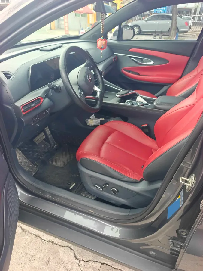 2021 ChangAn UNI-T 1.5T 180HP L4 7DCT,autocango,china used car exporter,china ev exporter,chinese used car exporter,chinese used ev exporter