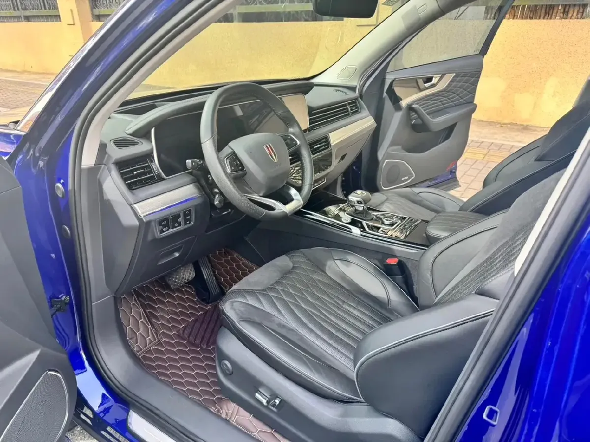 2022 HongQi HS5 2.0T 224HP L4 6AT,autocango,china used car exporter,china ev exporter,chinese used car exporter,chinese used ev exporter