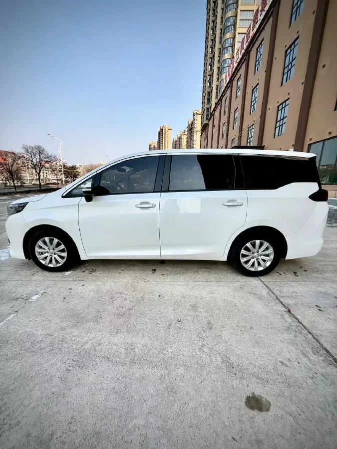 2021 GAC Trumpchi M6 1.5T 169HP L4 7DCT,autocango,china used car exporter,china ev exporter,chinese used car exporter,chinese used ev exporter