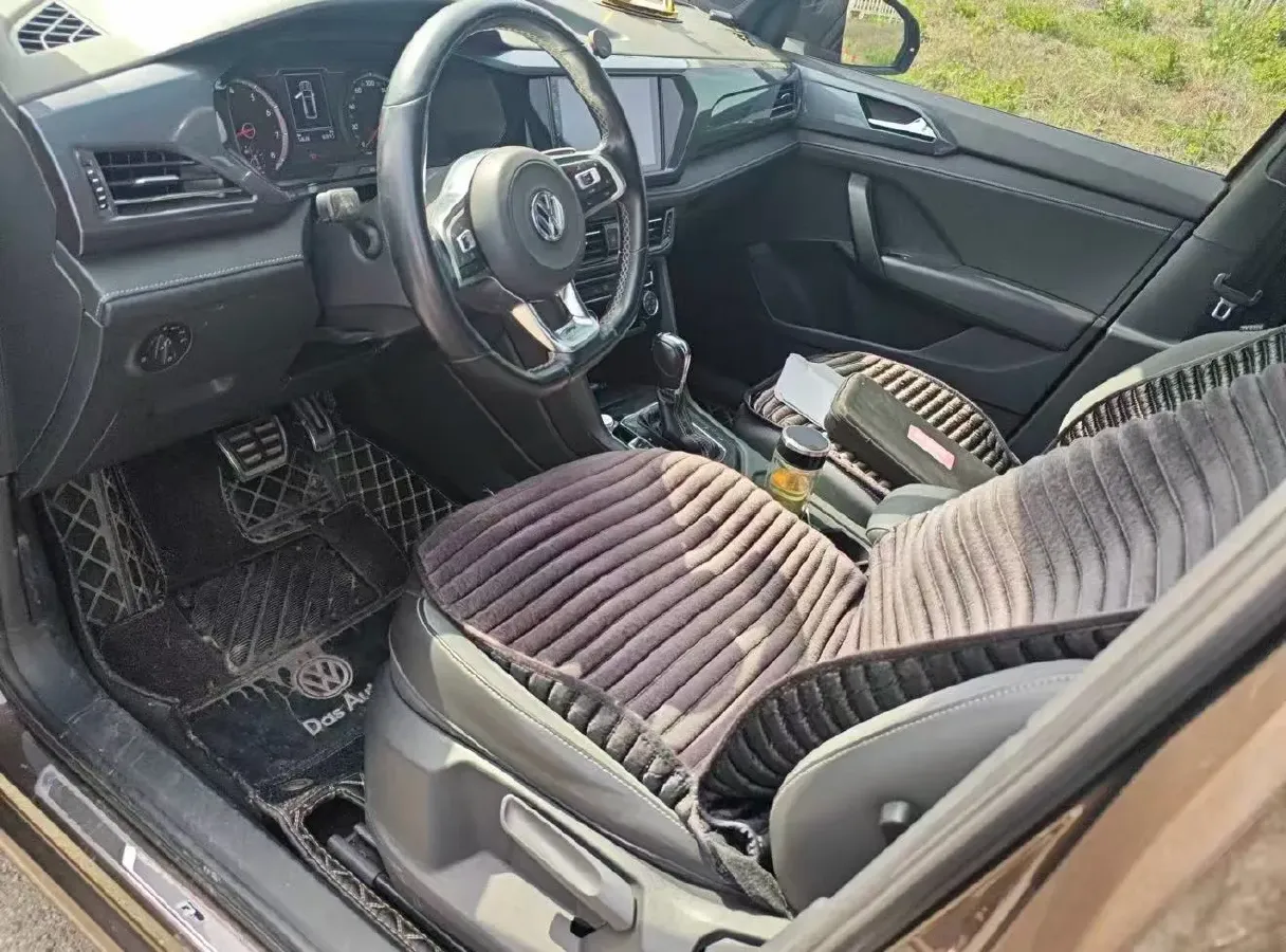 2019 MINI MINI 1.5T 102HP L3 7DCT,autocango,china used car exporter,china ev exporter,chinese used car exporter,chinese used ev exporter