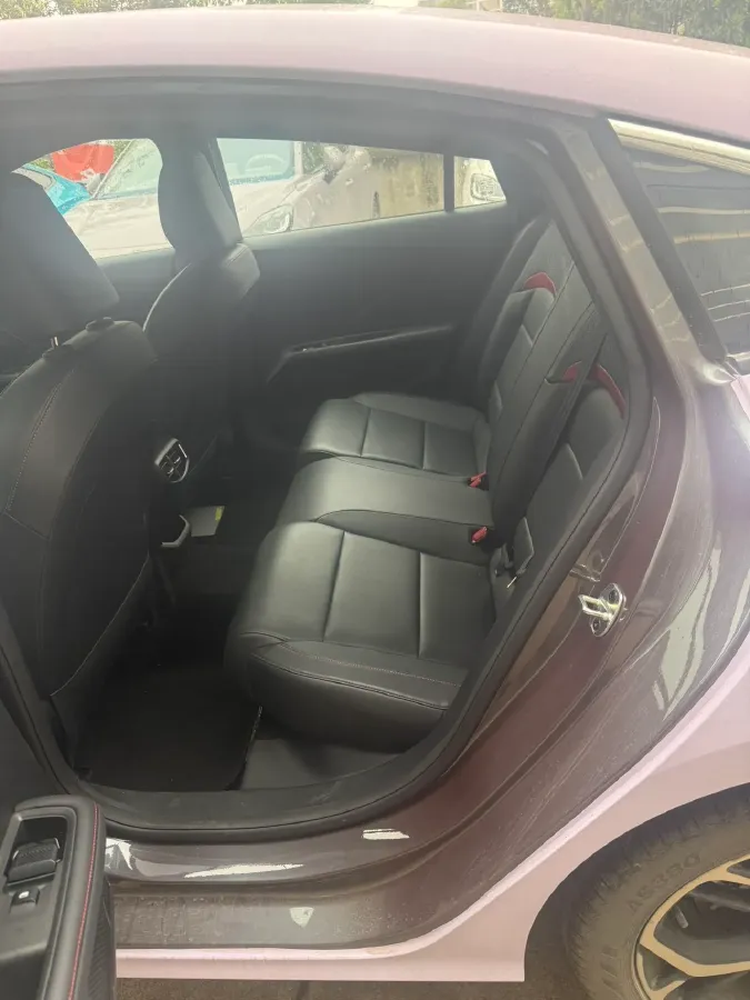 2025 MG 5 1.5T 181HP L4 7DCT,autocango,china used car exporter,china ev exporter,chinese used car exporter,chinese used ev exporter