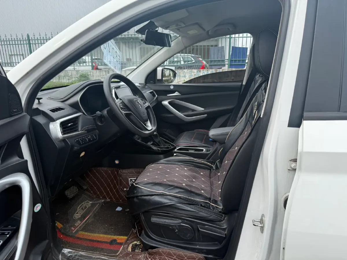 2020 HanTeng X5 1.5T 156HP L4 6AT,autocango,china used car exporter,china ev exporter,chinese used car exporter,chinese used ev exporter