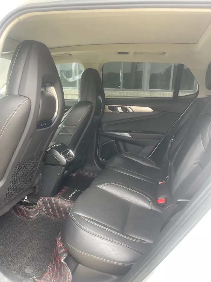 2017 LYNK&CO 01 2.0T 190HP L4 6AT,autocango,china used car exporter,china ev exporter,chinese used car exporter,chinese used ev exporter