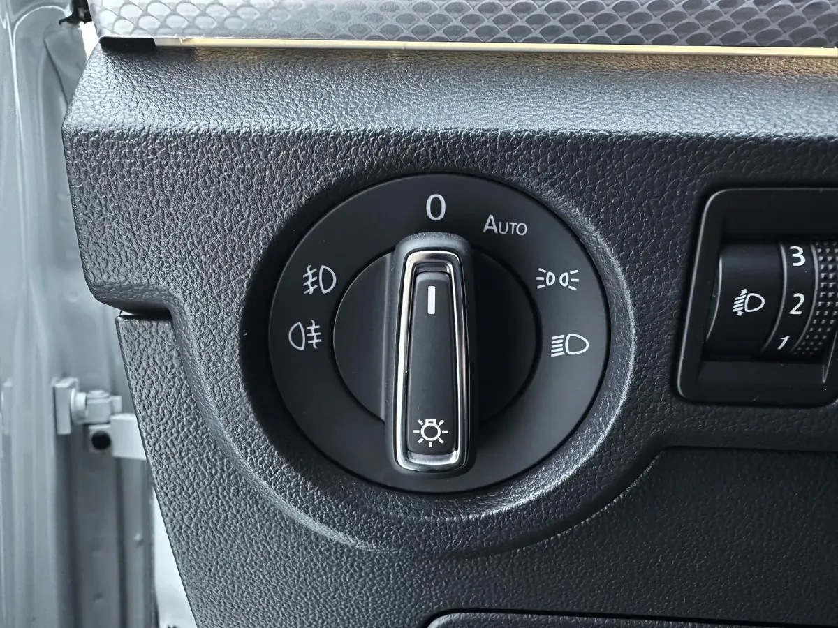 2021 Volkswagen Tacqua 1.5L 113HP L4 6AT,autocango,china used car exporter,china ev exporter,chinese used car exporter,chinese used ev exporter