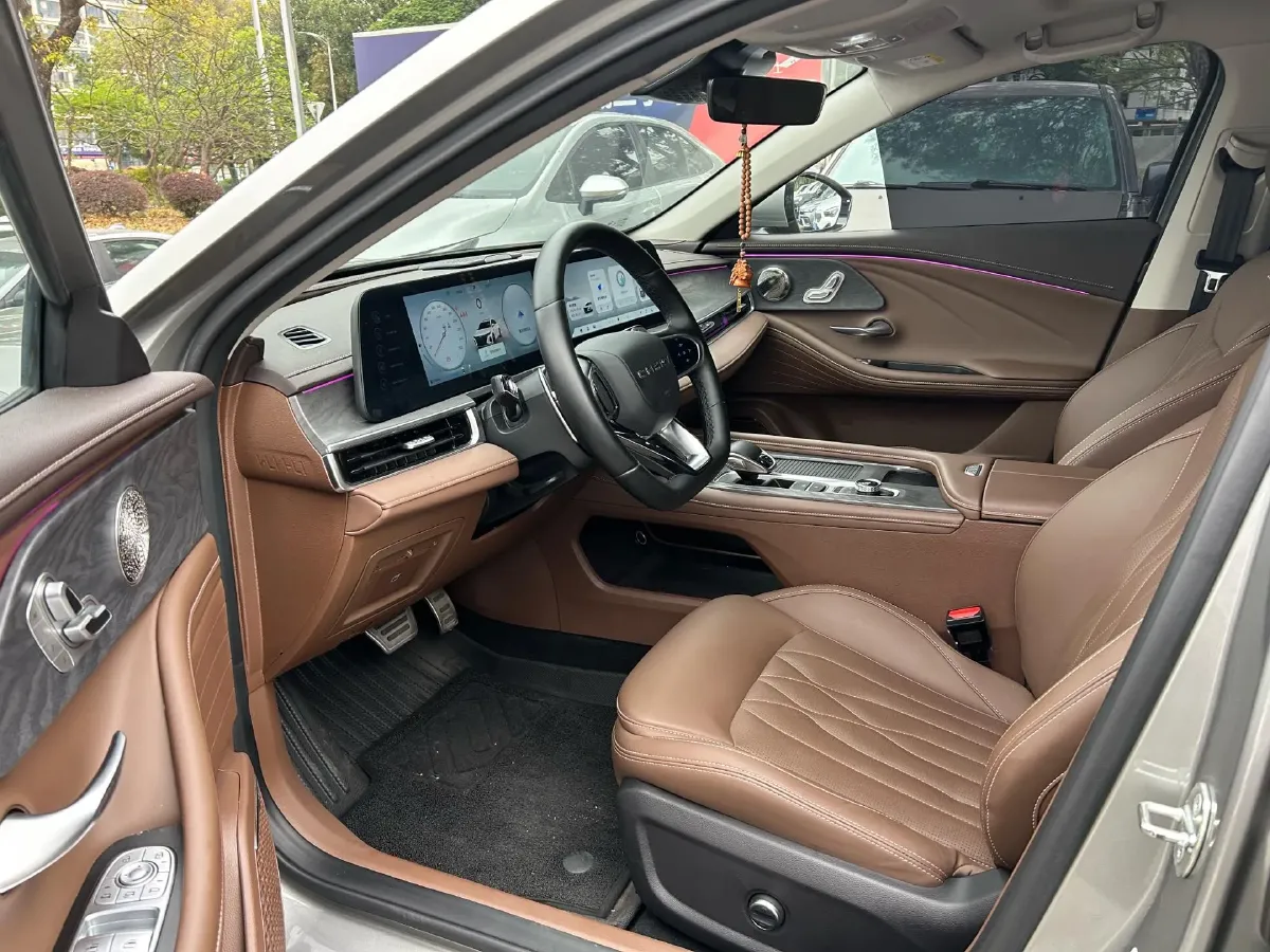 2024 Chery Arrizo 8 2.0T 254HP L4 7DCT,autocango,china used car exporter,china ev exporter,chinese used car exporter,chinese used ev exporter