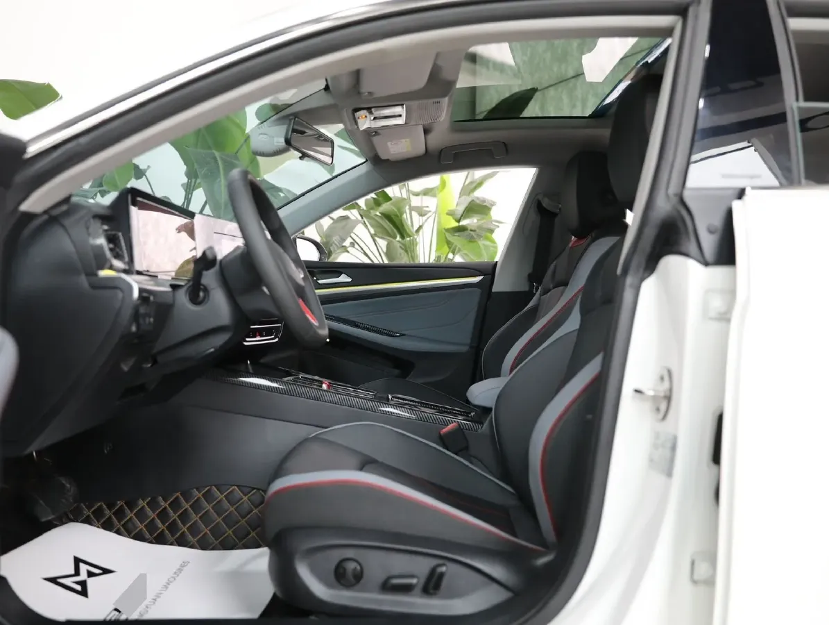 2022 Volkswagen Lavida 1.4T 150HP L4 7DCT,autocango,china used car exporter,china ev exporter,chinese used car exporter,chinese used ev exporter