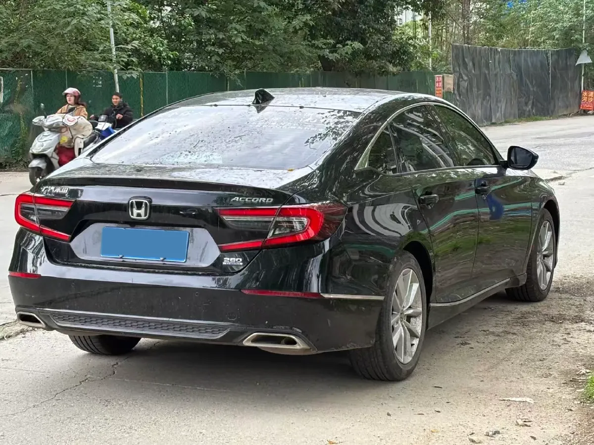 2022 Honda Accord 1.5T 194HP L4 CVT,autocango,china used car exporter,china ev exporter,chinese used car exporter,chinese used ev exporter