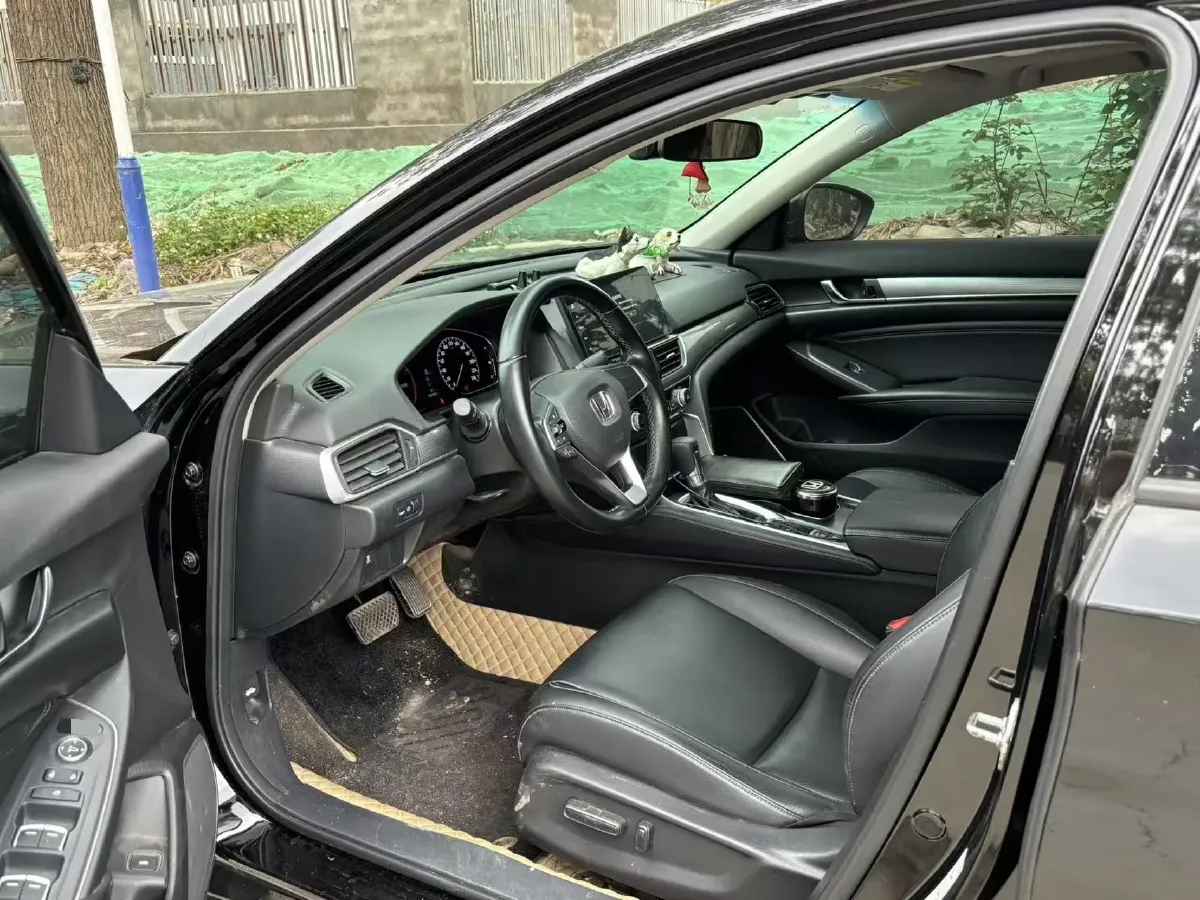 2022 Honda Accord 1.5T 194HP L4 CVT,autocango,china used car exporter,china ev exporter,chinese used car exporter,chinese used ev exporter