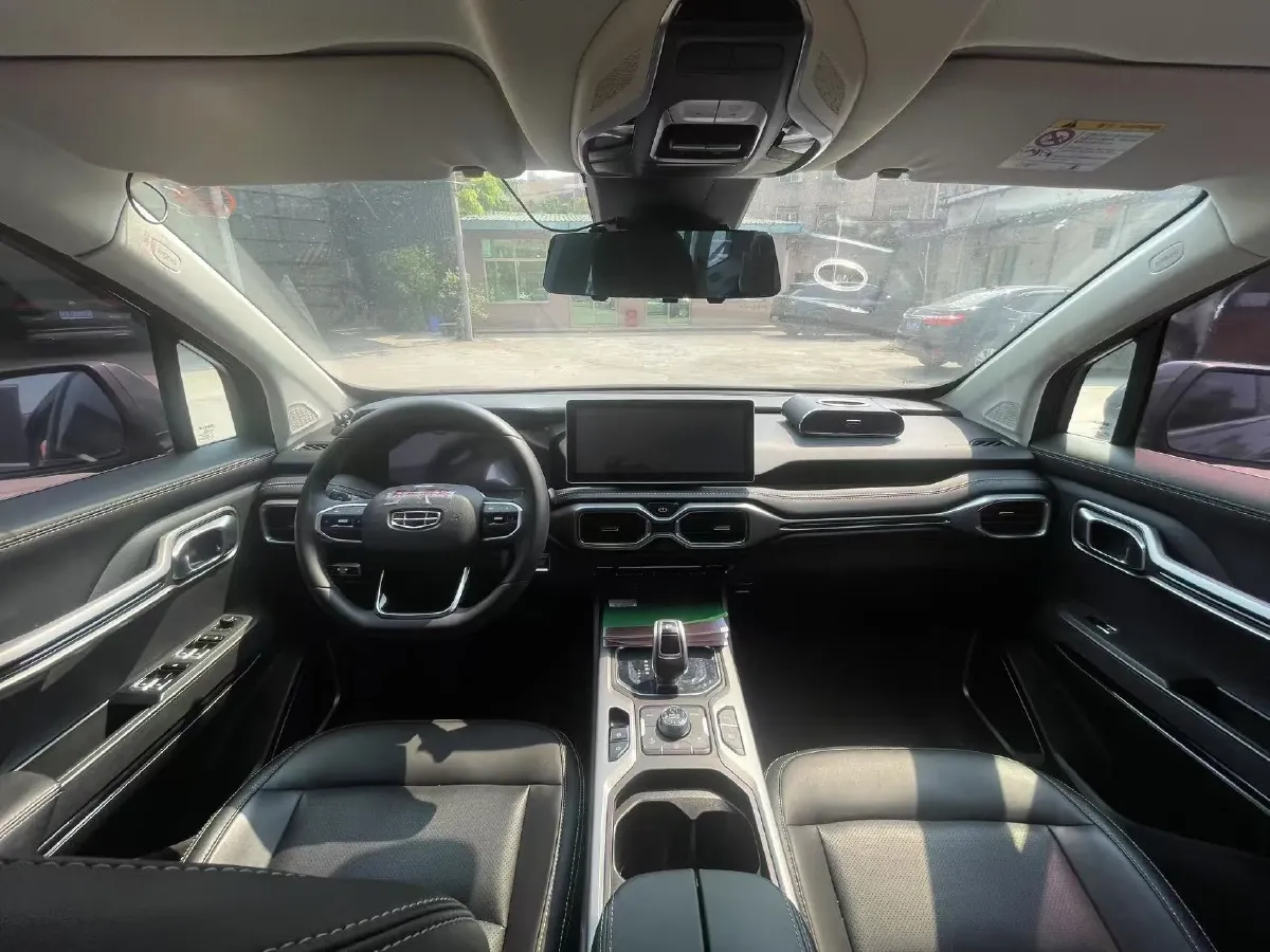 2020 Geely Okavango 1.8T 184HP L4 7DCT,autocango,china used car exporter,china ev exporter,chinese used car exporter,chinese used ev exporter