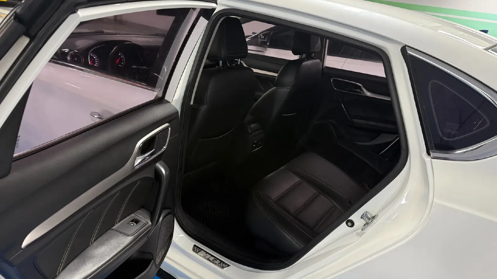 2017 MG MG6 1.5T 169HP L4 7DCT,autocango,china used car exporter,china ev exporter,chinese used car exporter,chinese used ev exporter