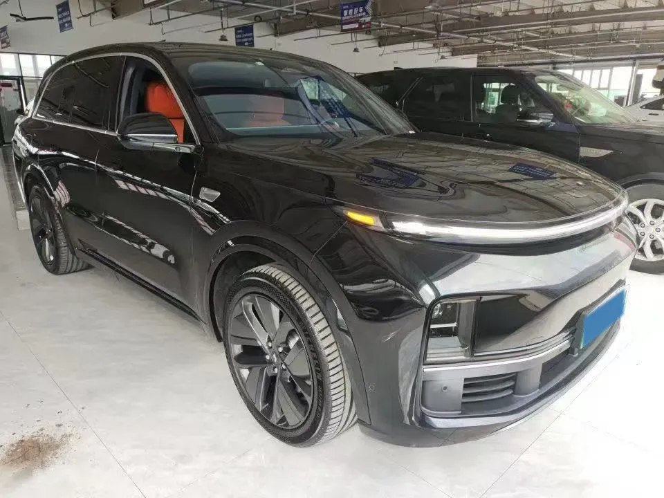 2024 Volvo S60 2.0T 197HP L4 7DCT,autocango,china used car exporter,china ev exporter,chinese used car exporter,chinese used ev exporter