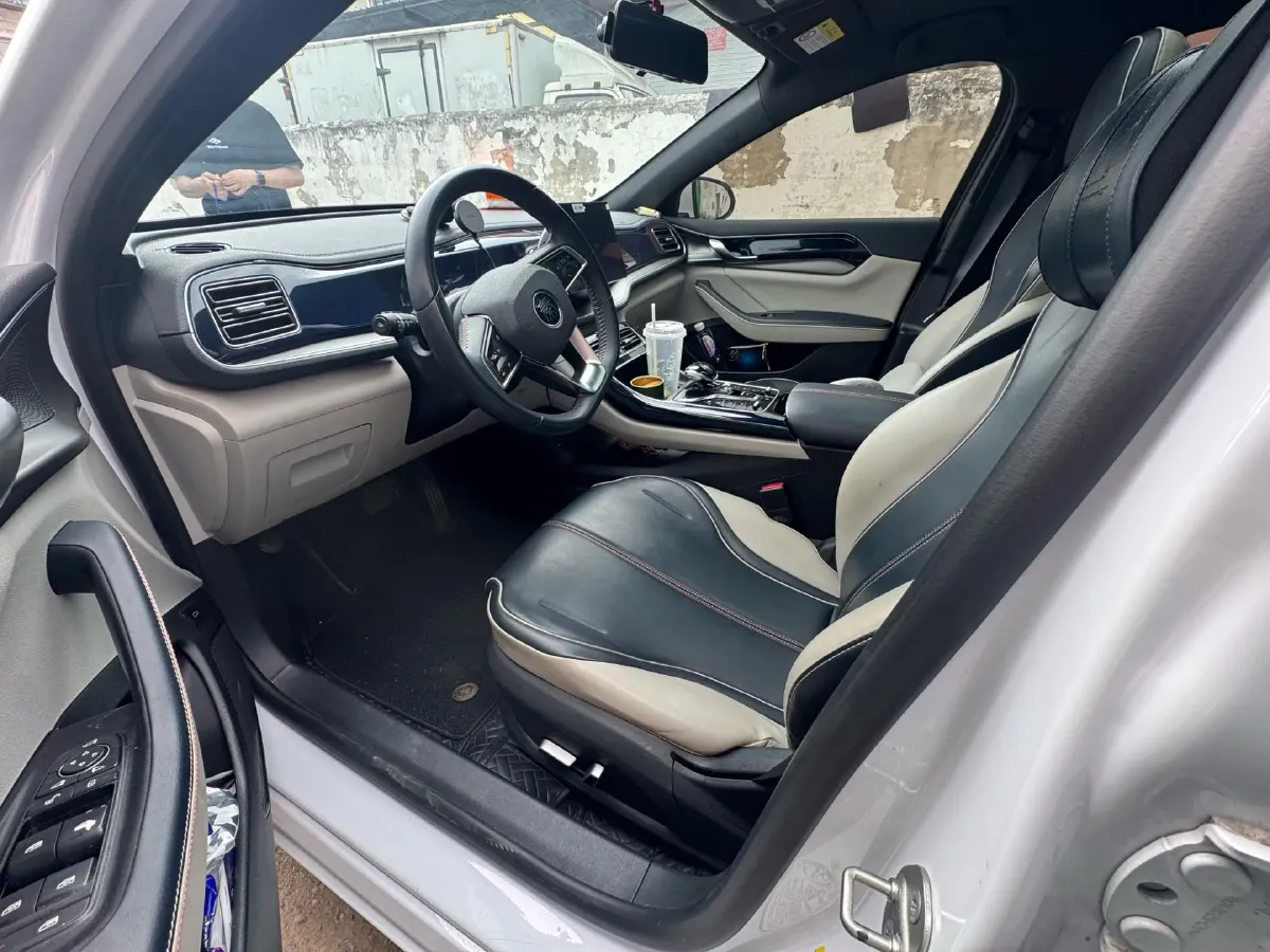 2021 Haval F7 1.5T 169HP L4 7DCT,autocango,china used car exporter,china ev exporter,chinese used car exporter,chinese used ev exporter