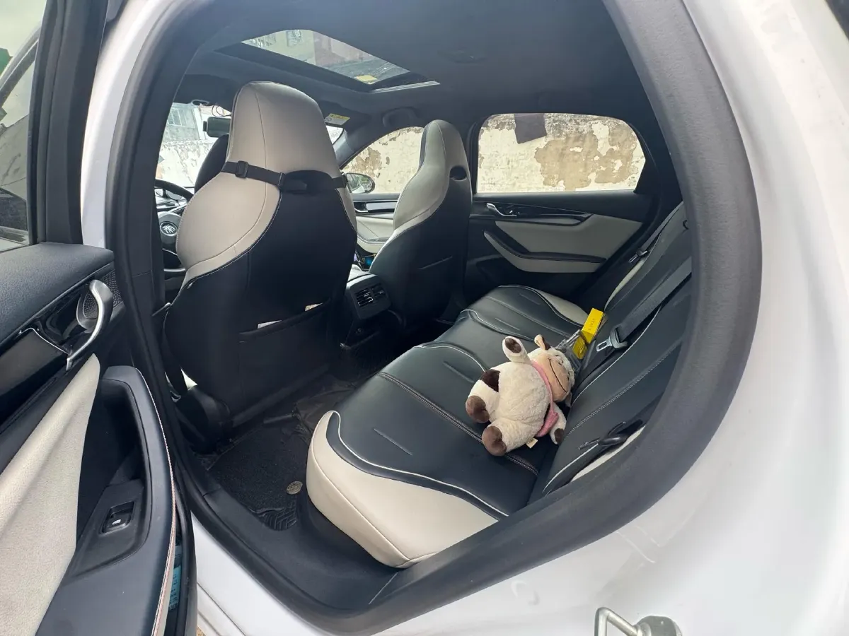 2021 Haval F7 1.5T 169HP L4 7DCT,autocango,china used car exporter,china ev exporter,chinese used car exporter,chinese used ev exporter