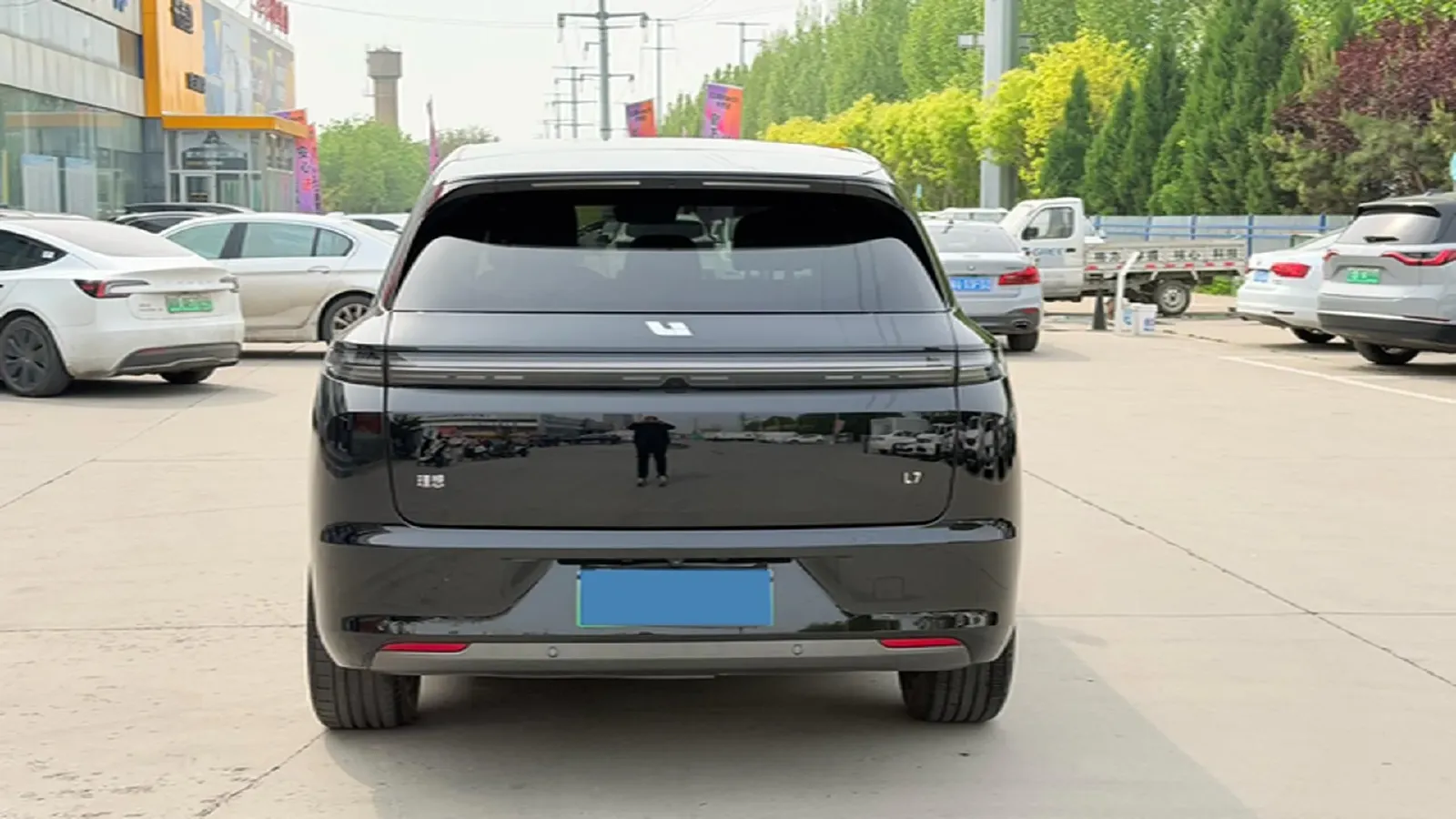2023 Li L7 Range Extended 154HP REEV 40.9KWH,autocango,china used car exporter,china ev exporter,chinese used car exporter,chinese used ev exporter