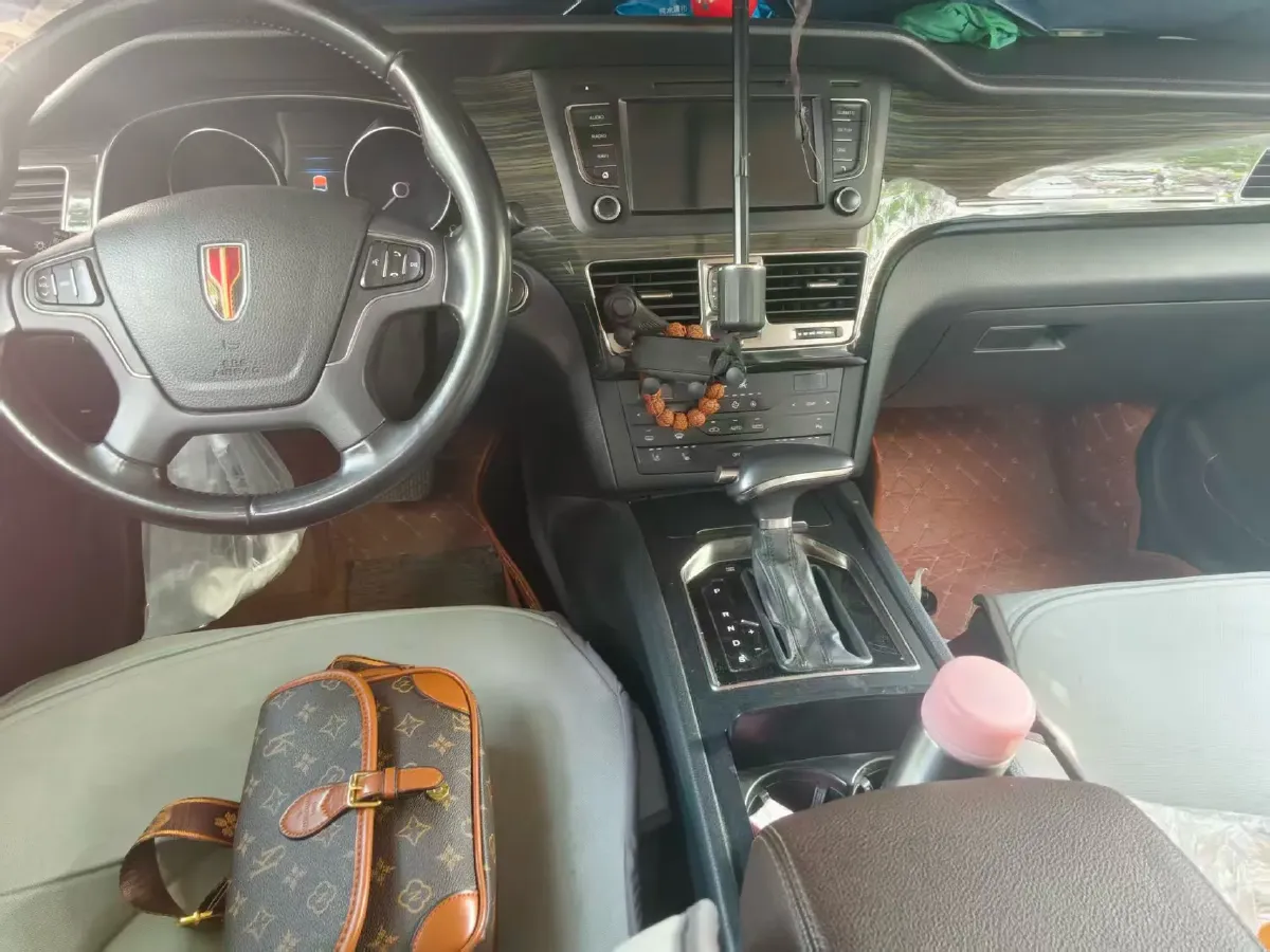 2019 HongQi H7 1.8T 188HP L4 6AT,autocango,china used car exporter,china ev exporter,chinese used car exporter,chinese used ev exporter