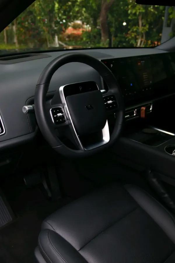 2023 Li L7 Range Extended 154HP REEV 40.9KWH,autocango,china used car exporter,china ev exporter,chinese used car exporter,chinese used ev exporter