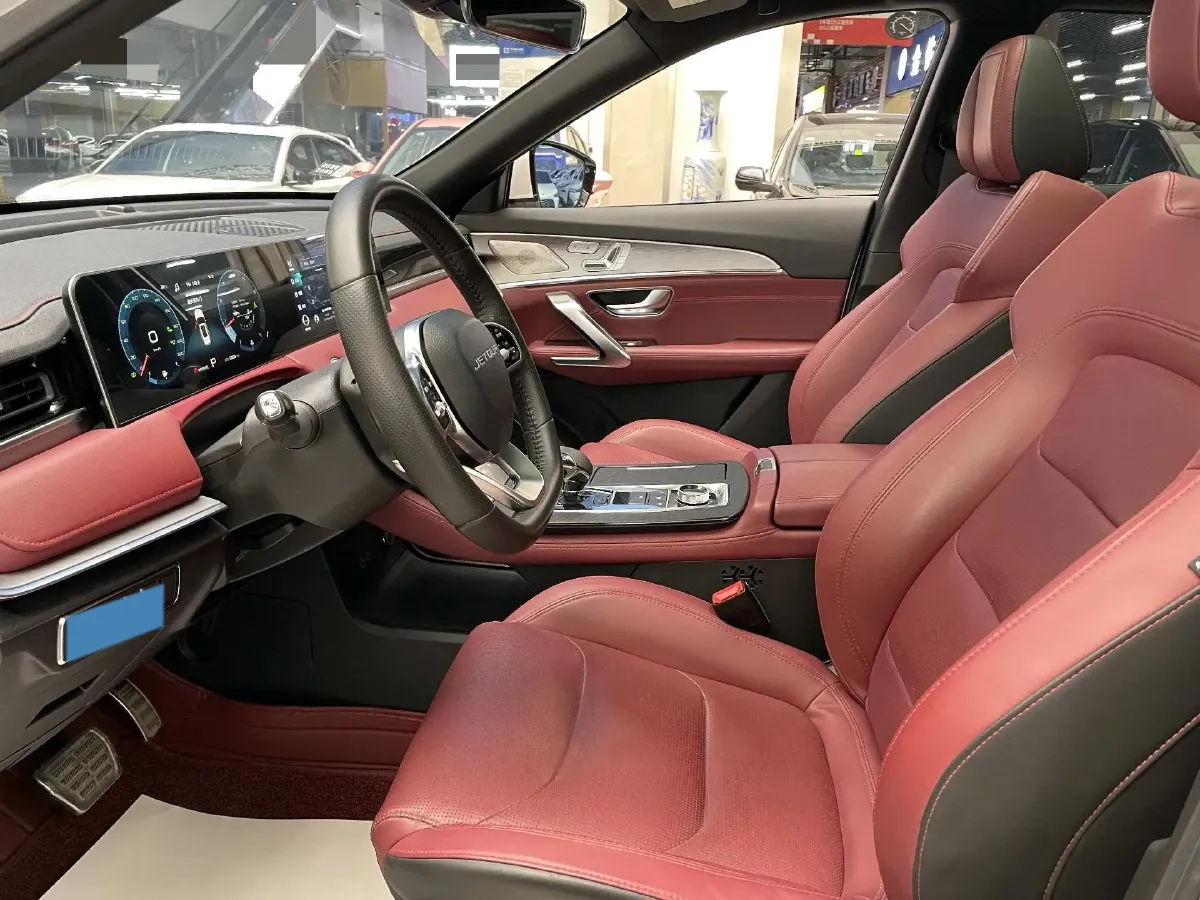 2021 Chery Tiggo 8 Plus 1.6T 197HP L4 7DCT,autocango,china used car exporter,china ev exporter,chinese used car exporter,chinese used ev exporter