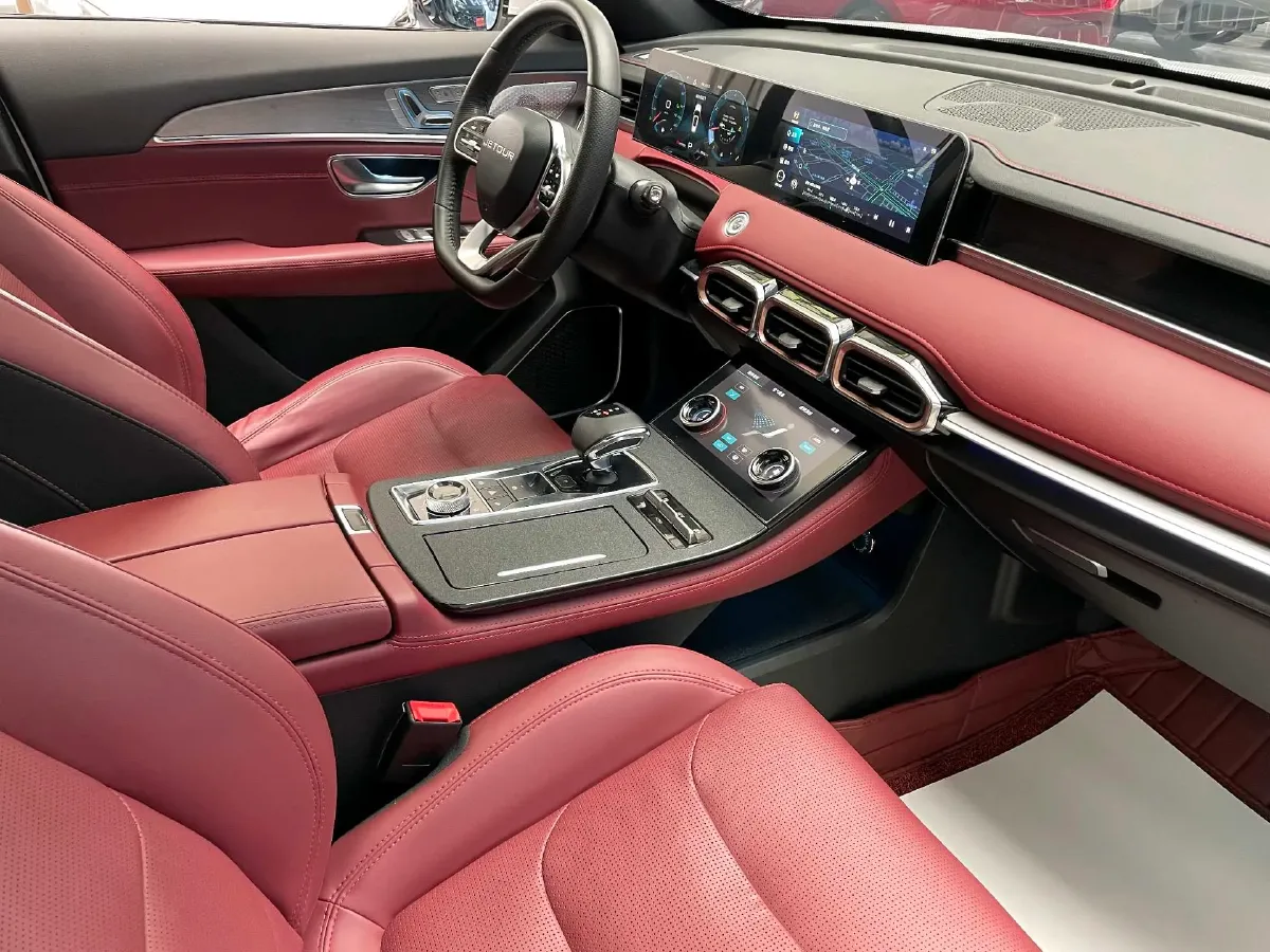 2021 Chery Tiggo 8 Plus 1.6T 197HP L4 7DCT,autocango,china used car exporter,china ev exporter,chinese used car exporter,chinese used ev exporter