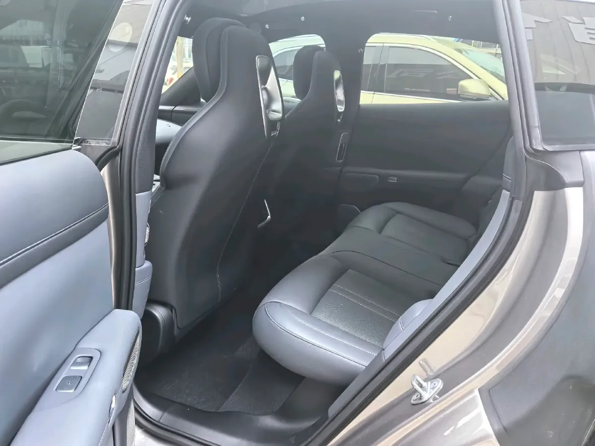 2025 MI YU7 BEV,autocango,china used car exporter,china ev exporter,chinese used car exporter,chinese used ev exporter